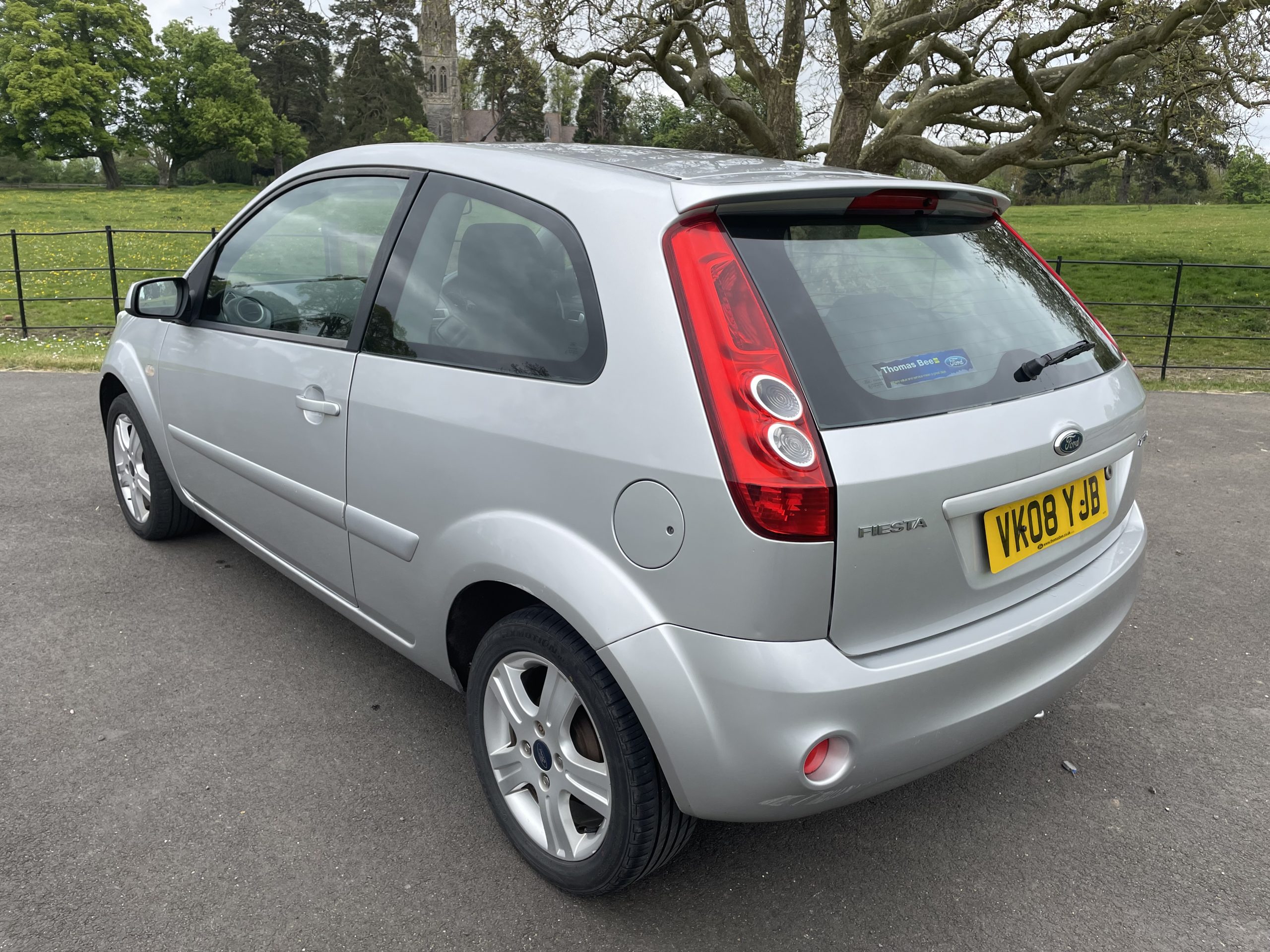 Ford Fiesta 1 25 Zetec Climate Hatchback 3dr Petrol Manual 142 G Km