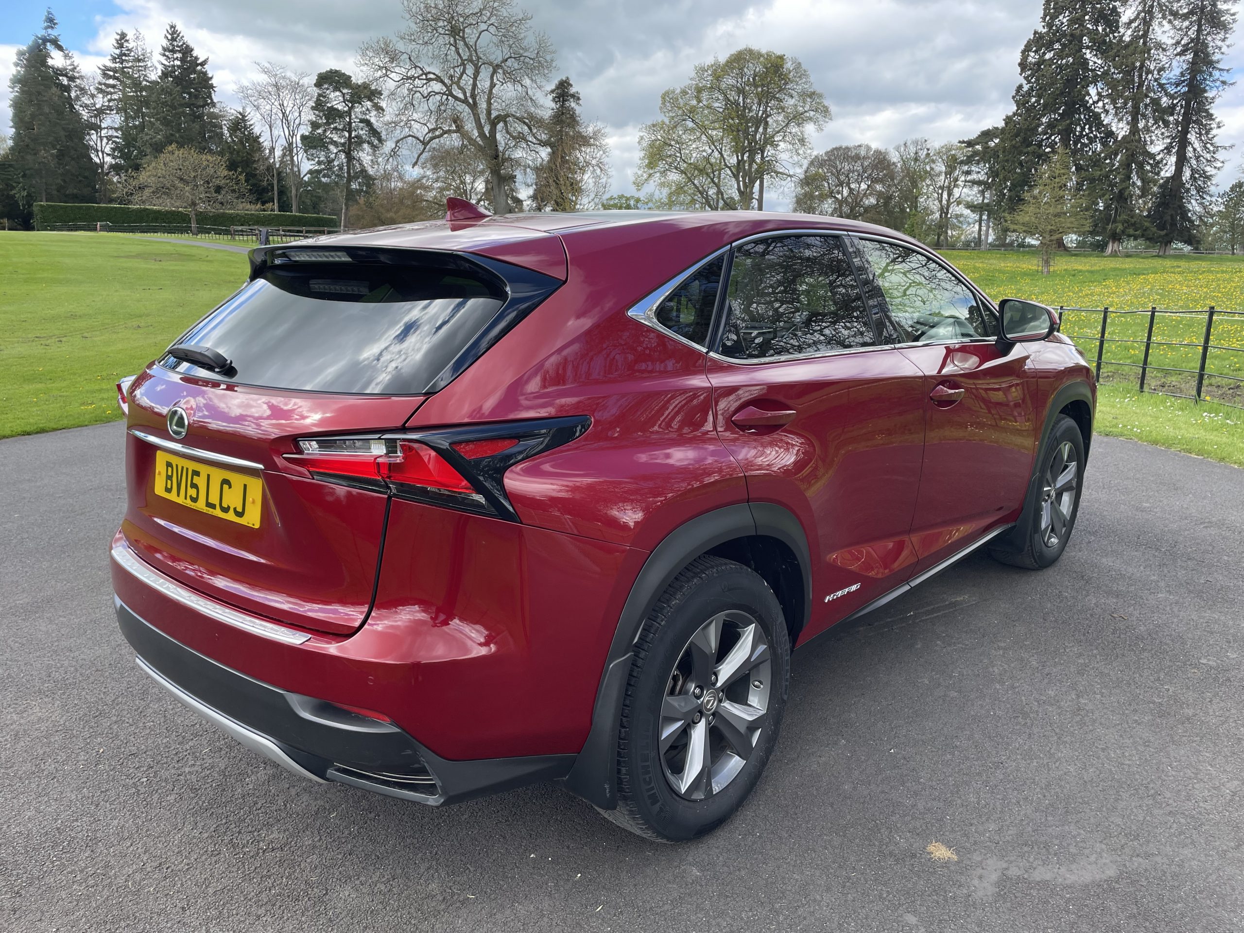 Lexus Nx H Premier Suv Dr Petrol Hybrid E Cvt Wd Euro S S