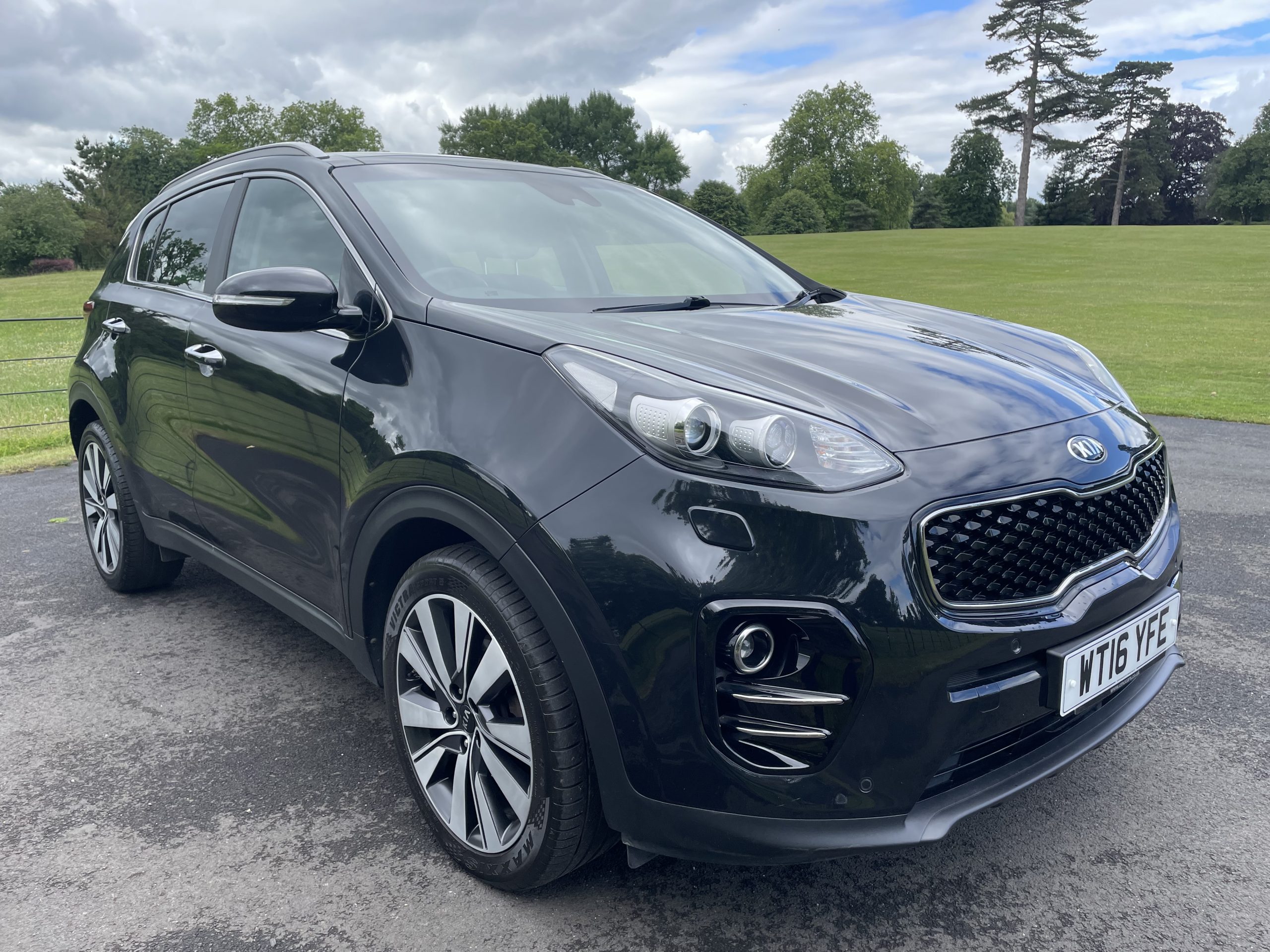 Kia Sportage 1.7 CRDi 4 SUV 5dr Diesel Euro 6 (s/s) (114 bhp) – Avenue Cars