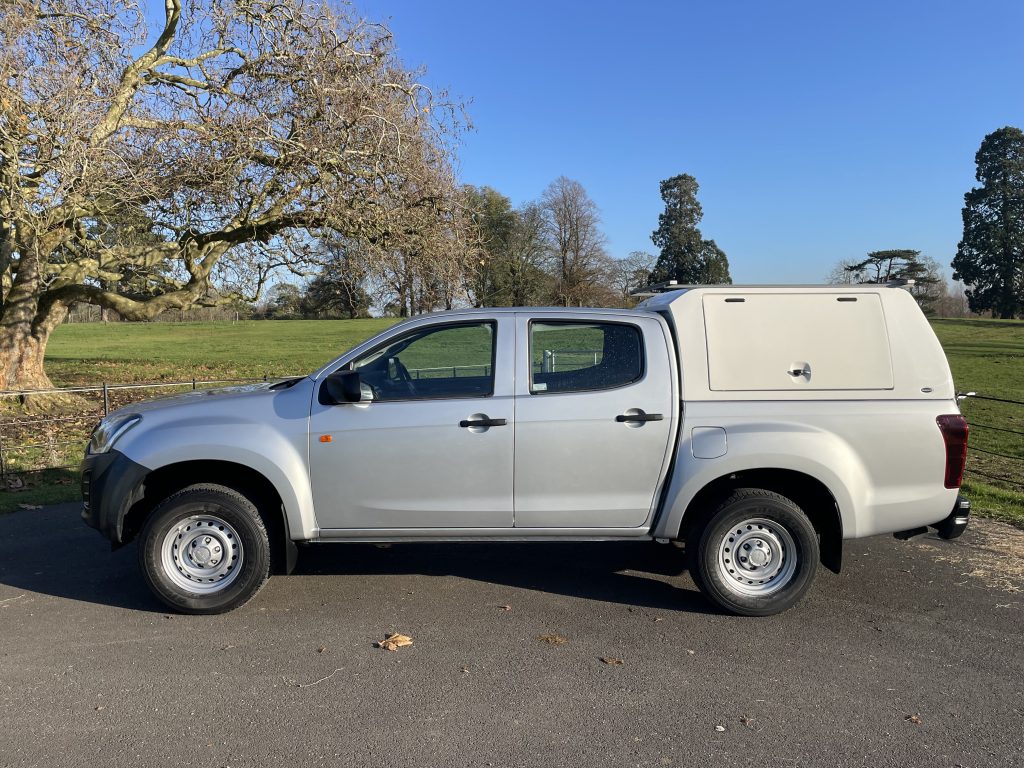 Isuzu D-Max 1.9 TD Utility Double Cab Pickup 4dr Diesel Manual 4WD Euro 6 (164 ps)
