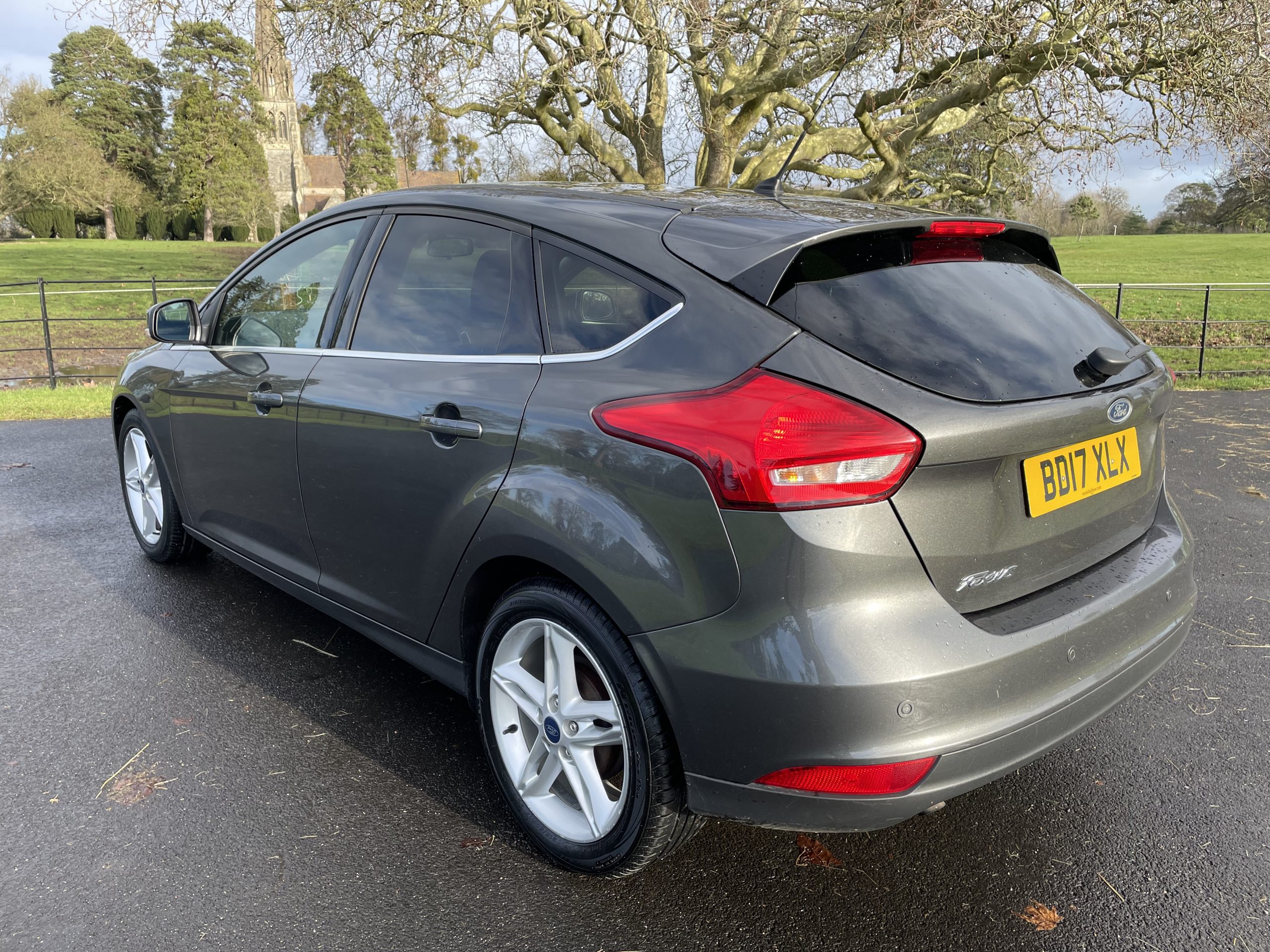 Ford Focus 1.5 TDCi Zetec Edition Hatchback 5dr Diesel Manual Euro 6 (s ...