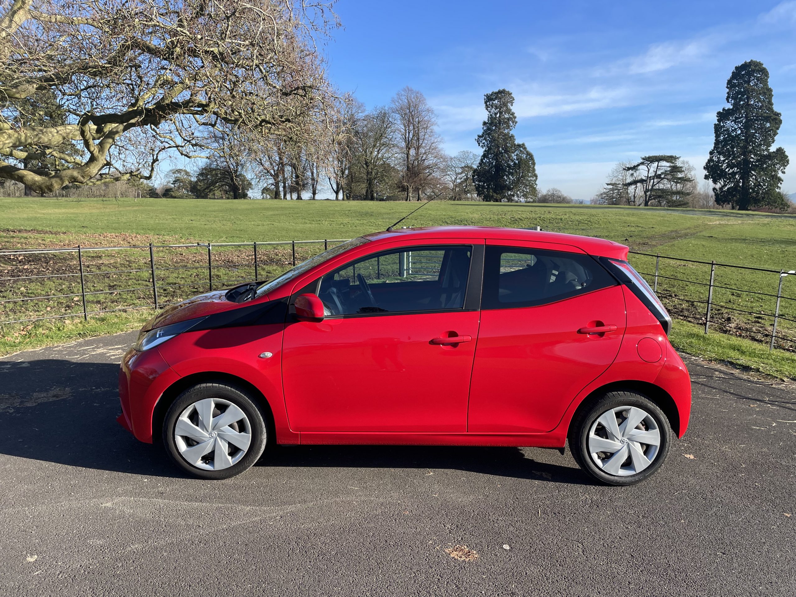 Toyota Aygo Vvt I X Play Hatchback Dr Petrol Manual Euro Ps