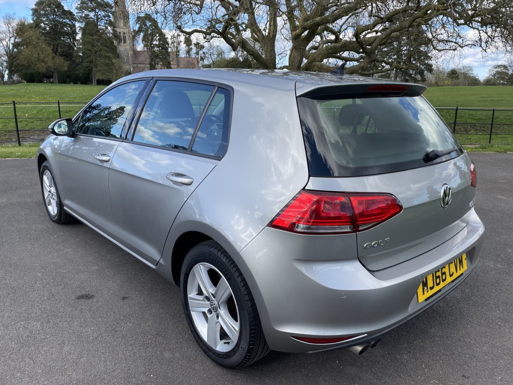 Volkswagen Golf 2.0 TDI BlueMotion Tech Match Edition Hatchback 5dr Diesel DSG Euro 6 (s/s) (150 ps)