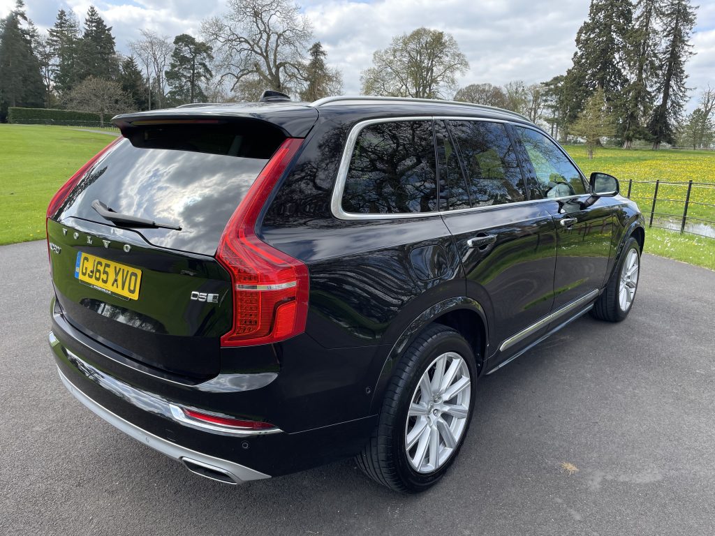 Volvo XC90 2.0 D5 Inscription SUV 5dr Diesel Geartronic 4WD Euro 6 (s/s) (225 ps)