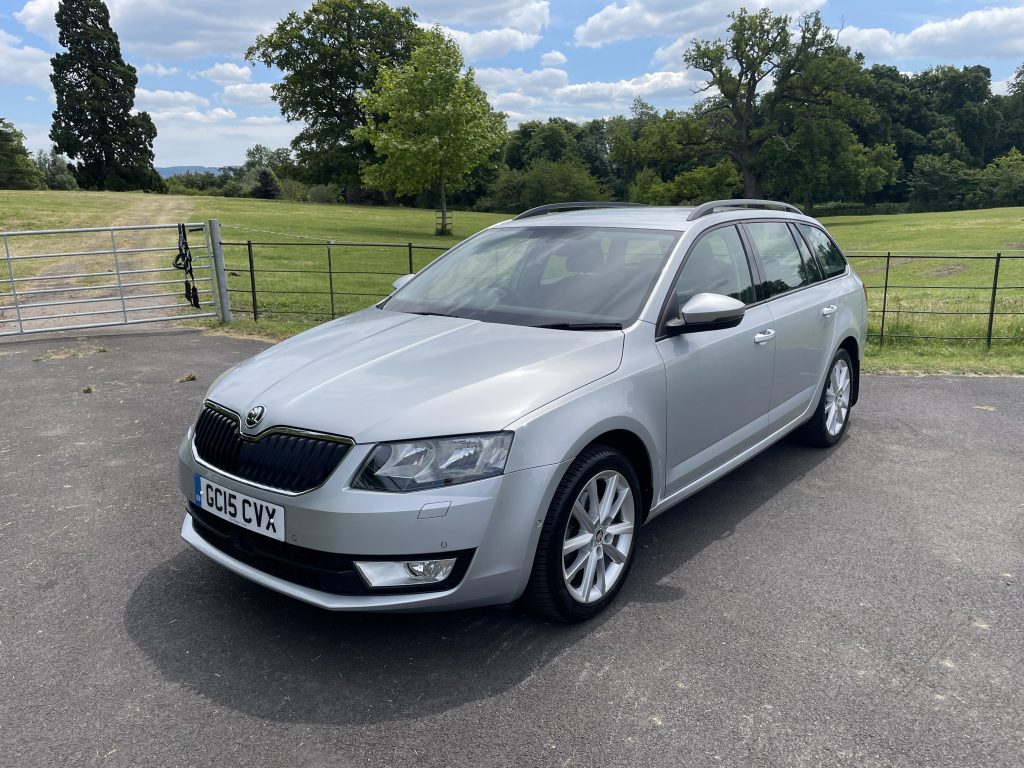 Skoda Octavia 1.4 TSI Elegance Estate 5dr Petrol Manual Euro 5 (s/s) (140 ps)