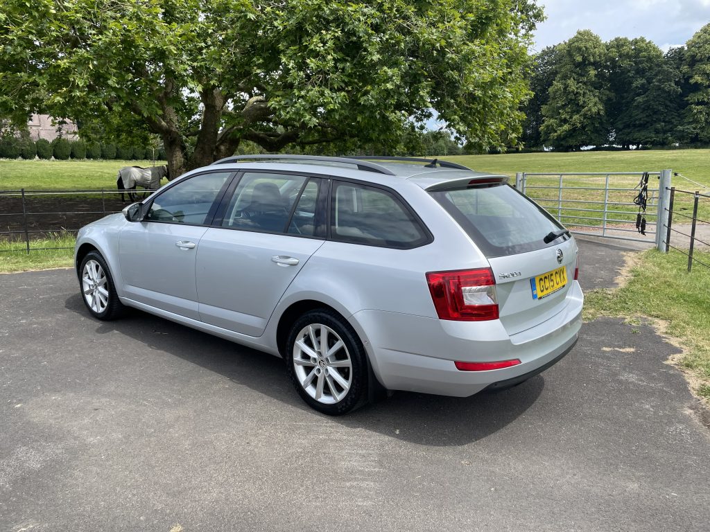 Skoda Octavia 1.4 TSI Elegance Estate 5dr Petrol Manual Euro 5 (s/s) (140 ps)