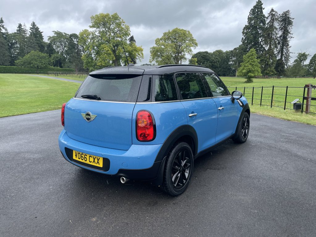 MINI Countryman 1.6 Cooper D SUV 5dr Diesel Manual Euro 5 (s/s) (112 ps)