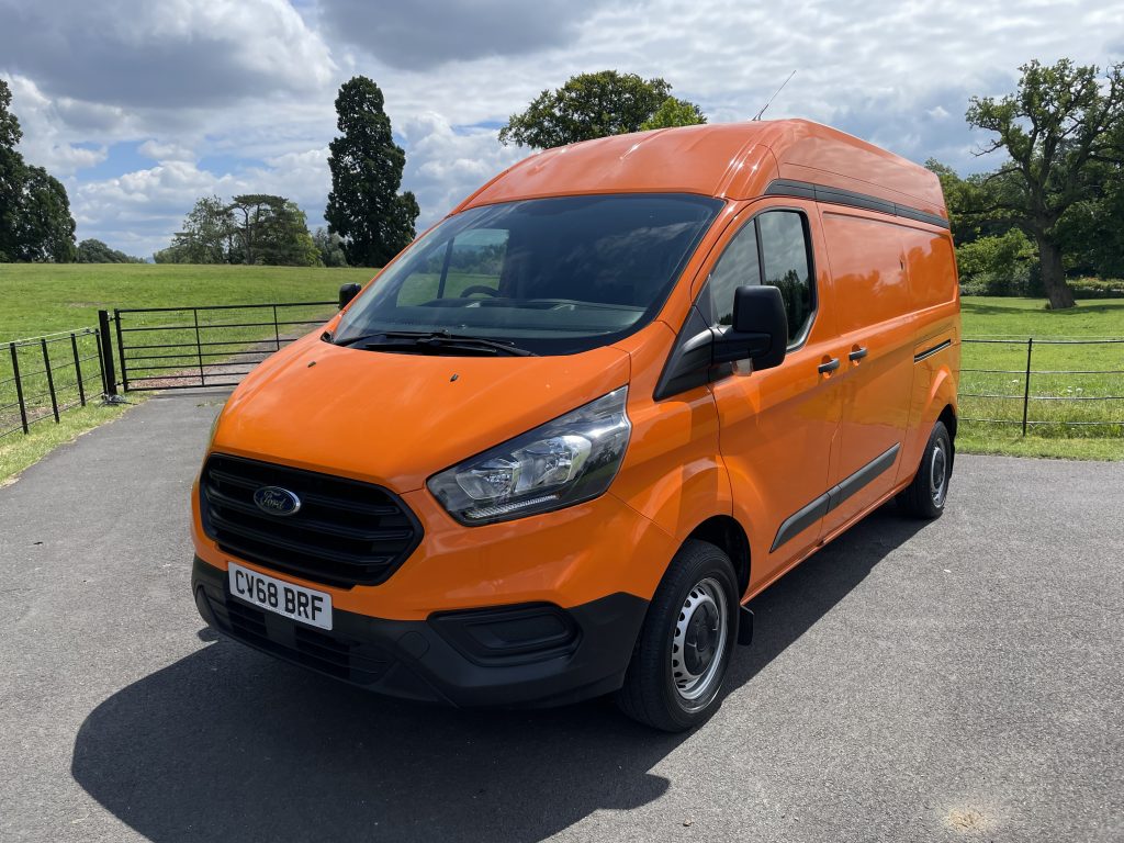 Ford Transit Custom 2.0 300 EcoBlue Panel Van 5dr Diesel Manual L2 H2 Euro 6 (130 ps)