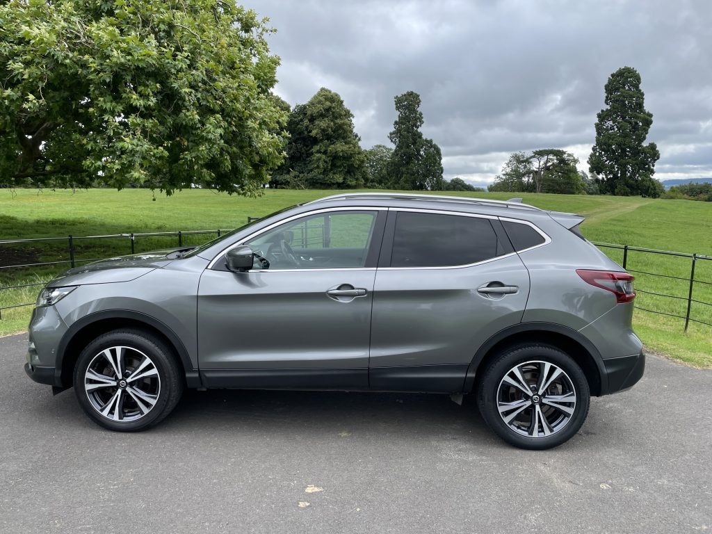 Nissan Qashqai 1.3 DIG-T N-Connecta SUV 5dr Petrol Manual Euro 6 (s/s) (140 ps)