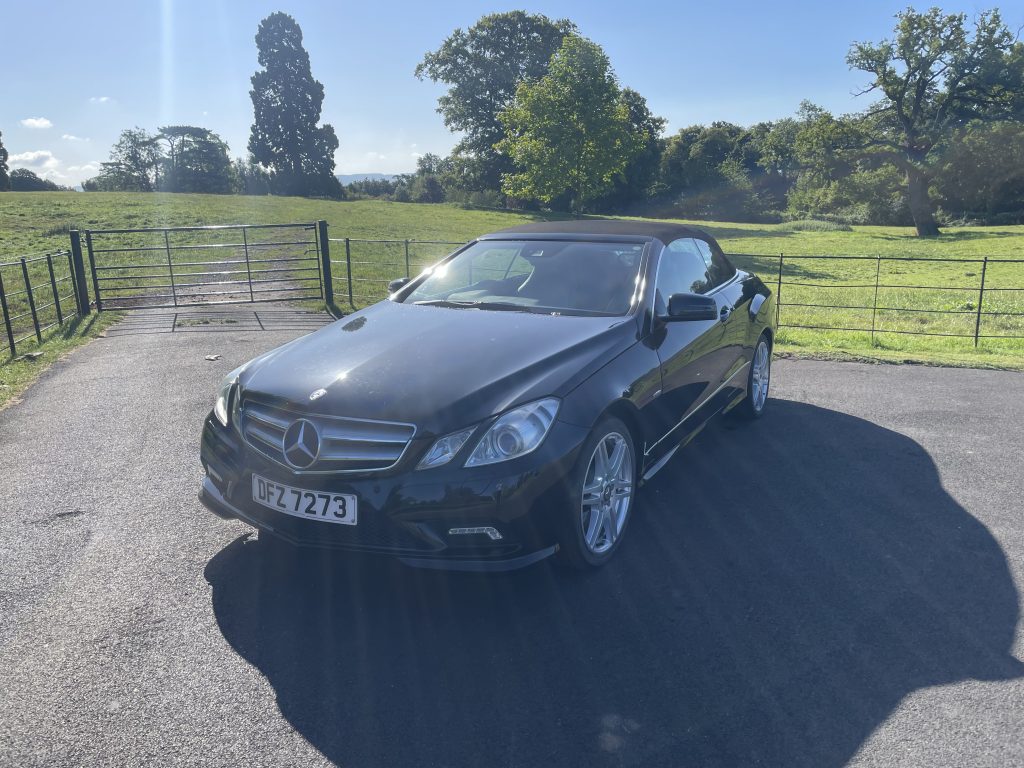 Mercedes-Benz E Class 2.1 E250 CDI BlueEfficiency Sport Cabriolet 2dr Diesel Tiptronic Euro 5 (204 ps)