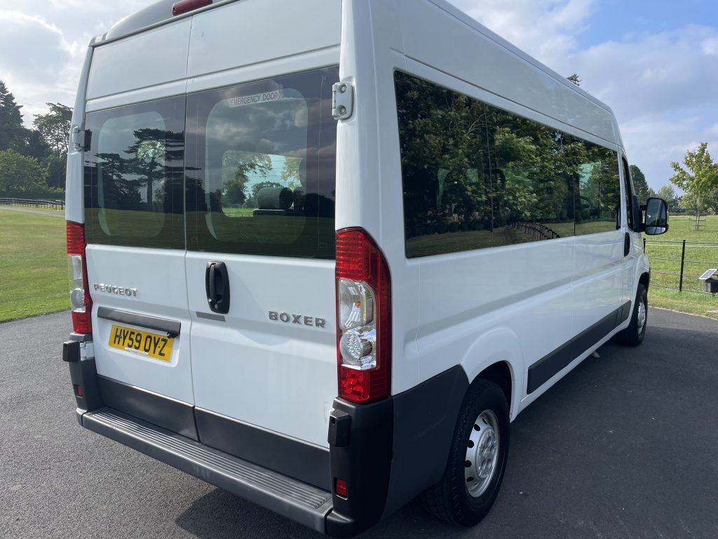 Peugeot Boxer 2.2 HDi 335 Window Van 4dr Diesel Manual FWD L3 H2 (220 g/km, 120 bhp)