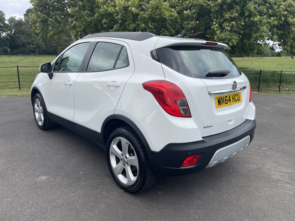 Vauxhall Mokka 1.6 Tech Line SUV 5dr Petrol Manual 2WD Euro 5 (s/s) (115 ps)