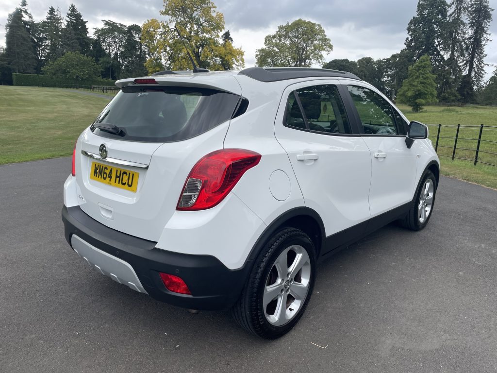 Vauxhall Mokka 1.6 Tech Line SUV 5dr Petrol Manual 2WD Euro 5 (s/s) (115 ps)