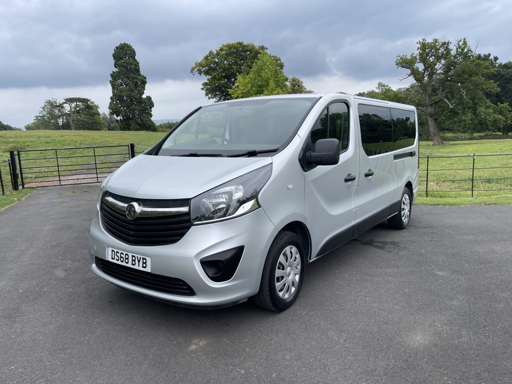 Vauxhall Vivaro 1.6 CDTi 2900 Combi Van Double Cab 5dr Diesel Manual L2 H1 Euro 6 (s/s) (9 Seat) (120 ps)