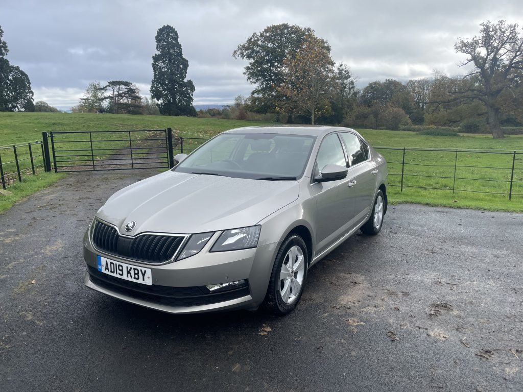 Skoda Octavia 1.6 TDI SCR SE Technology Hatchback 5dr Diesel Manual Euro 6 (s/s) (115 ps)