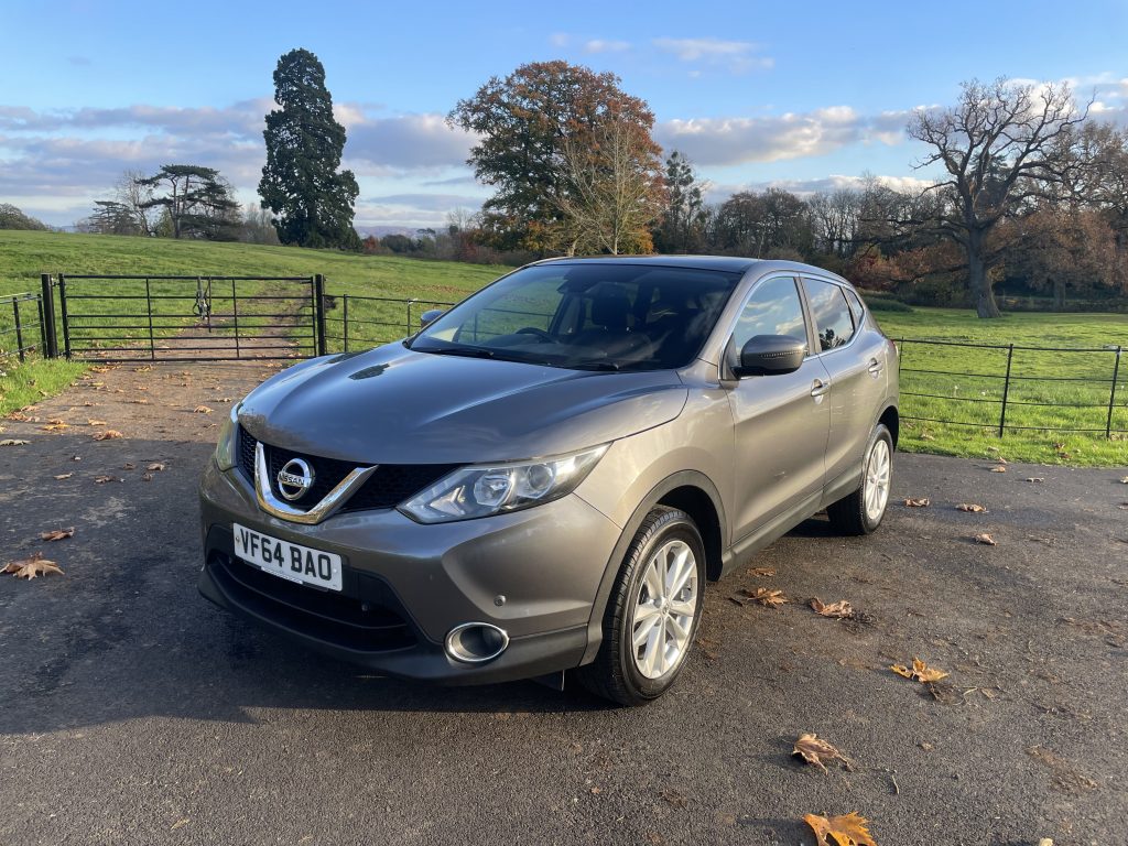 Nissan Qashqai 1.5 dCi Acenta+ SUV 5dr Diesel Manual 2WD Euro 5 (s/s) (110 ps)