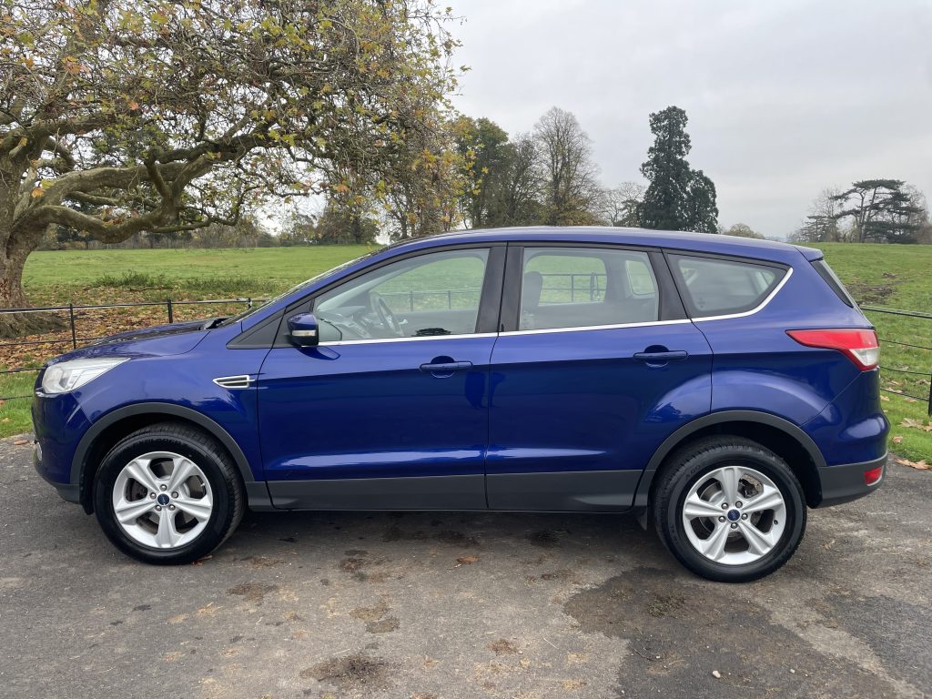 Ford Kuga 2.0 TDCi Zetec SUV 5dr Diesel Manual 2WD Euro 6 (s/s) (150 ps)