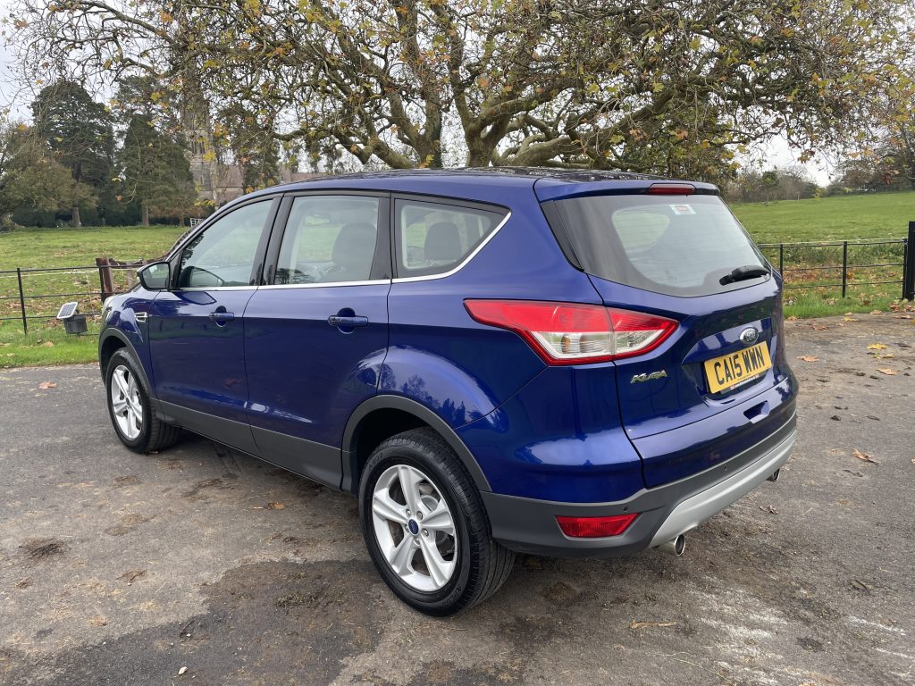 Ford Kuga 2.0 TDCi Zetec SUV 5dr Diesel Manual 2WD Euro 6 (s/s) (150 ps)