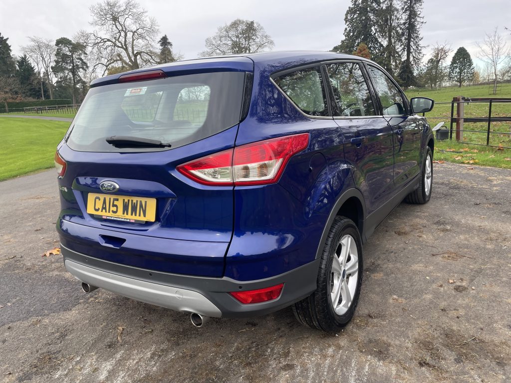 Ford Kuga 2.0 TDCi Zetec SUV 5dr Diesel Manual 2WD Euro 6 (s/s) (150 ps)