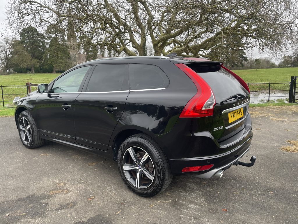 Volvo XC60 2.0 D4 R-Design Lux Nav SUV 5dr Diesel Auto Euro 6 (s/s) (190 ps)