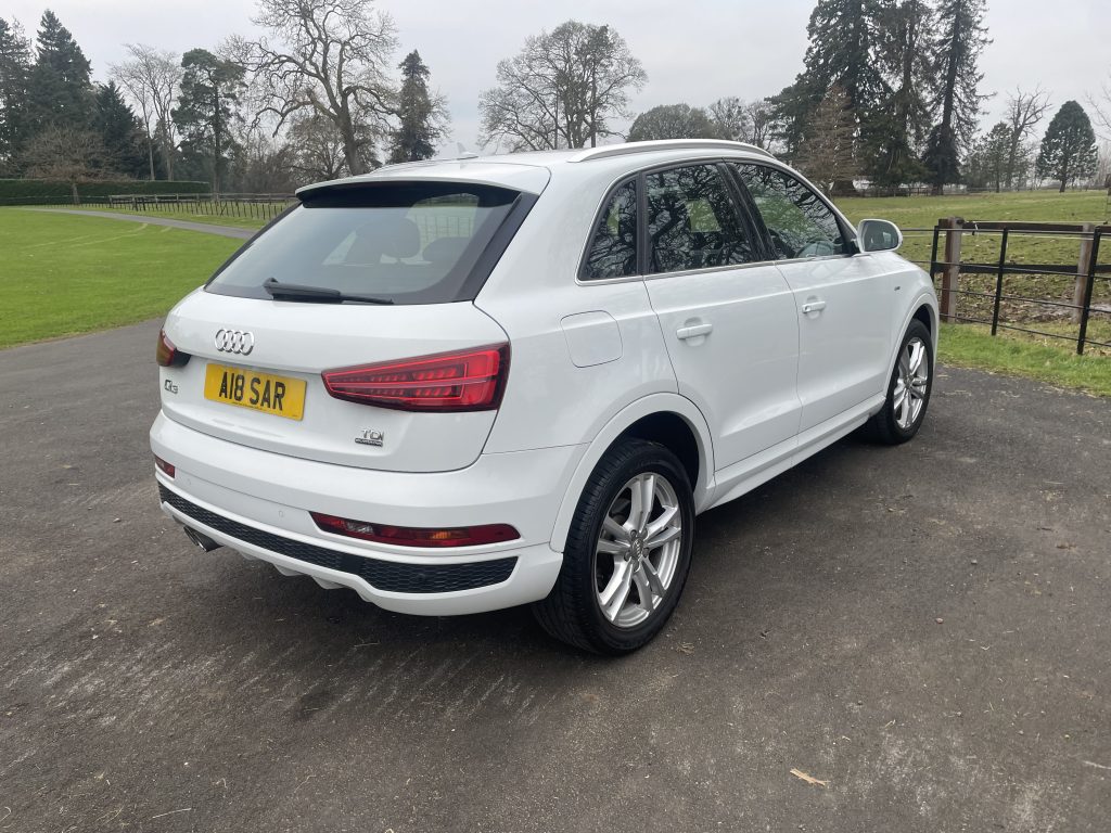 Audi Q3 2.0 TDI S line Edition SUV 5dr Diesel S Tronic quattro Euro 6 (s/s) (184 ps)