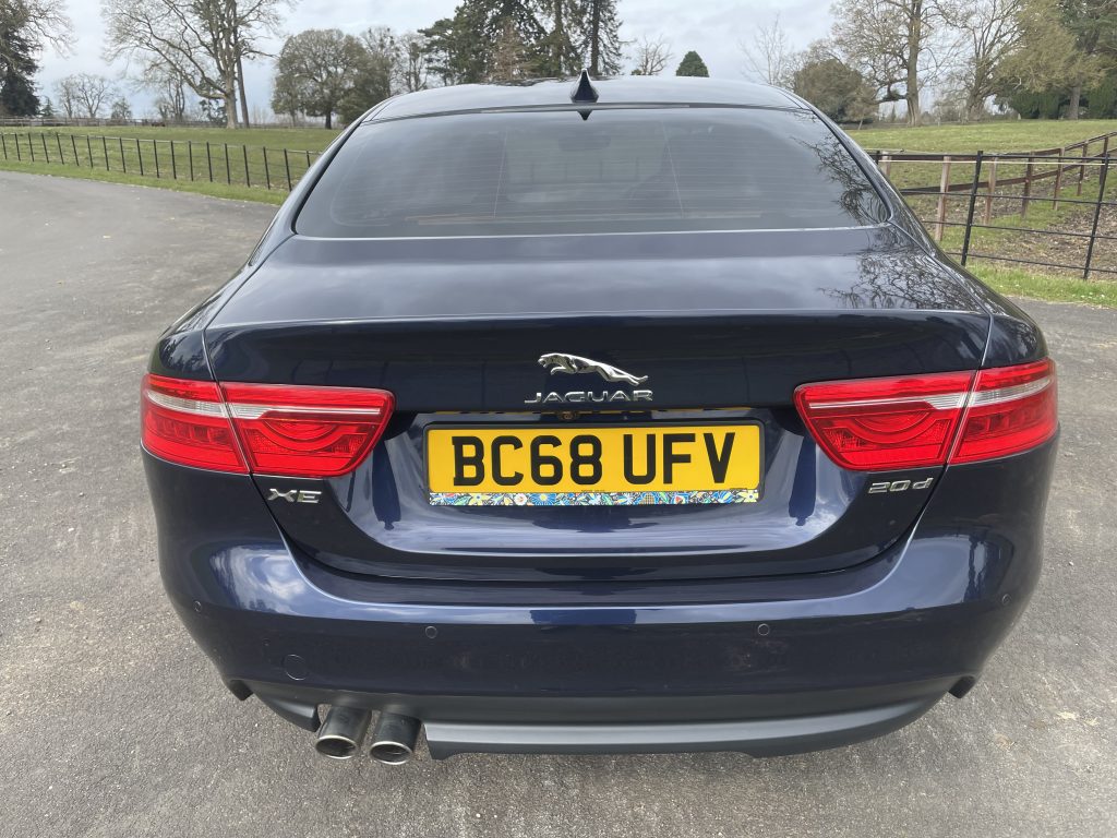 Jaguar XE 2.0d Portfolio Saloon 4dr Diesel Auto Euro 6 (s/s) (180 ps)